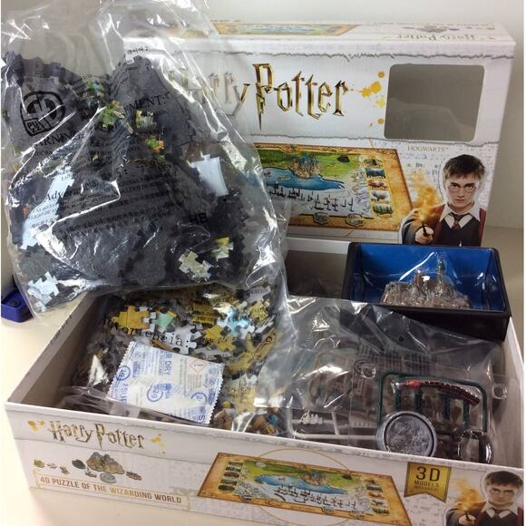 Harry Potter 4D Puzzle of the Wizarding World NIB - Picture 2 of 2
